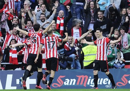 Vòng 26 La Liga: “Kền kền” gãy cánh