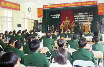 Khai giảng đào tạo cán bộ quân sự xã, phường, thị trấn trình độ cao đẳng