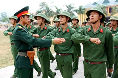 Chính sách hợp lý thu hút nhân tài xây dựng quân đội