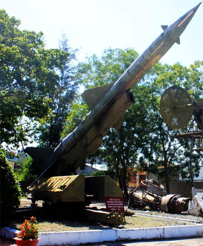 Bệ phóng tên lửa diệt B-52