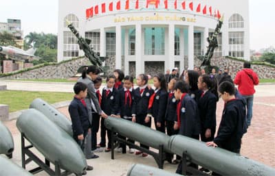 Dấu ấn chiến công thời đại