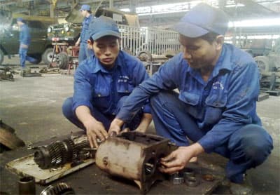 "Tre" chưa già, "măng" đã mọc