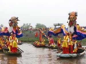 Khai mạc Lễ hội truyền thống ở Cố đô Hoa Lư 2012