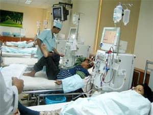 Bệnh nhân nghèo ung thư, chạy thận được hỗ trợ chữa bệnh