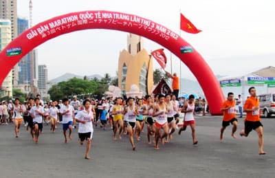 Giải bán Marathon quốc tế Nha Trang lần thứ ba