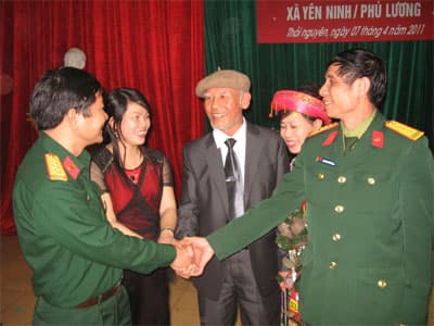 Bài thơ thành “thuốc tốt”