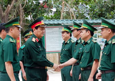 Thượng tướng Nguyễn Thành Cung kiểm tra công tác quốc phòng và phòng chống tội phạm tại tỉnh Lào Cai