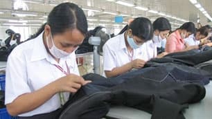 Xuất khẩu dệt may tăng chậm lại