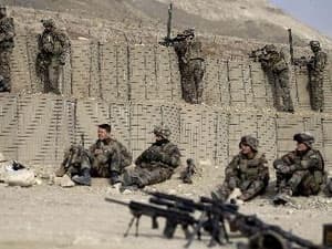 Pháp bắt đầu rút quân khỏi Afghanistan từ tháng 7