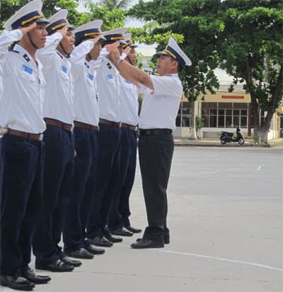 Về đích...