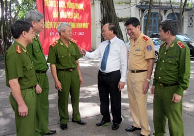 Xử lý nghiêm mọi biểu hiện tiêu cực, xây dựng Cảnh sát nhân dân trong sạch, vững mạnh