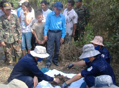 10 năm sâu nặng nghĩa tình