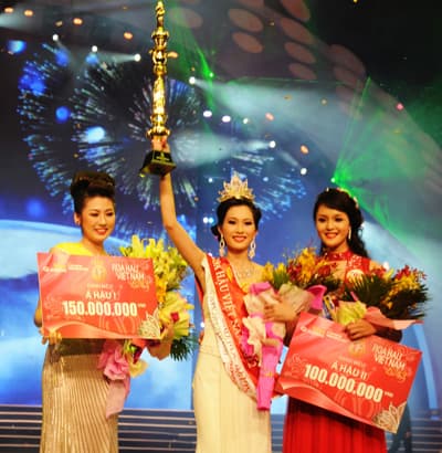 Sắc đẹp, tài năng và lòng nhân ái