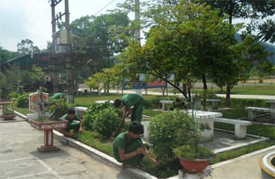 Sức trẻ bên tượng đài Phù Đổng