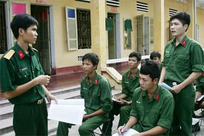Giảng dạy chính trị cho chiến sĩ - Lựa chọn phương pháp nào?
