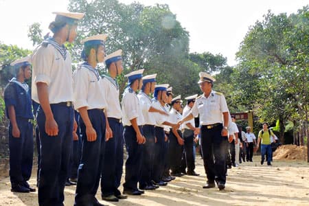 Quà xuân đã tới các đảo Thổ Châu, Hòn Khoai