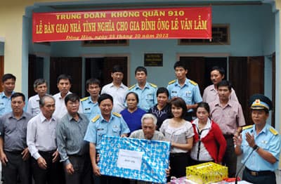 Tặng nhà tình nghĩa cho thương binh hạng 3/4