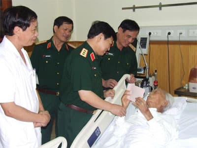 1.559 ngày chăm sóc sức khỏe Đại tướng