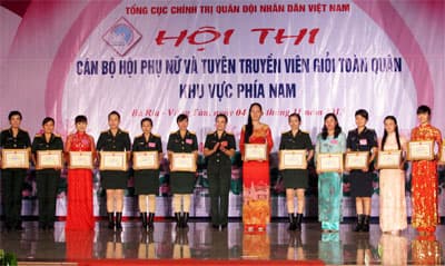 Những bông hoa phương Nam khoe sắc