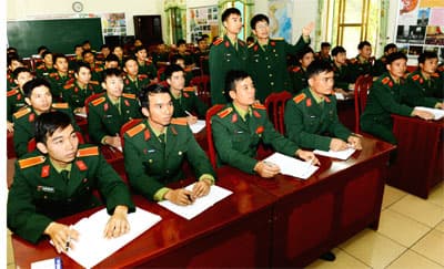 Nâng cao chất lượng đào tạo, xây dựng nhà trường "chính quy, tiên tiến, mẫu mực”