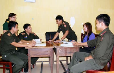 Cần nâng cao kỹ năng giao tiếp cho học viên quốc tế