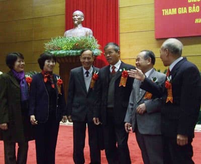 Biểu dương người cao tuổi tiêu biểu tham gia bảo vệ chủ quyền, an ninh biên giới, biển đảo
