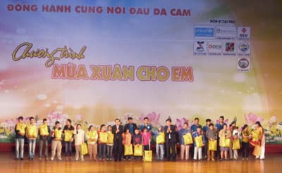 Tiếp nhận hơn 2,2 tỷ đồng ủng hộ nạn nhân chất độc da cam