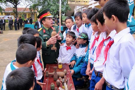 Truyền thông phòng, tránh bom mìn tại Quảng Trị