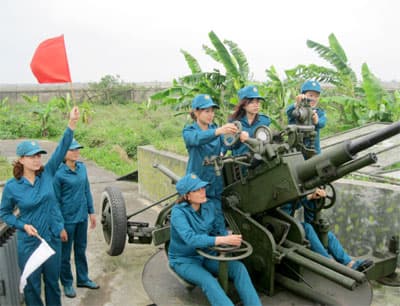 Cho quê hương yên bình