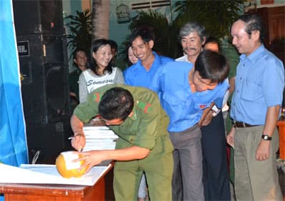 Tiết kiệm để làm việc nghĩa