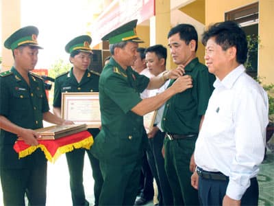 Bộ đội Biên phòng trong lòng dân Thạnh Hóa
