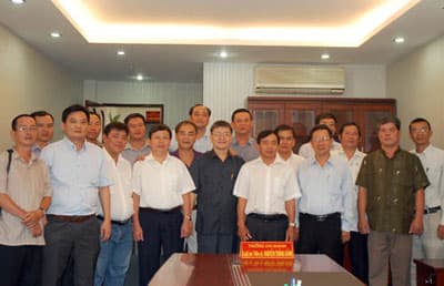 Khai trương Văn phòng luật sư tư vấn miễn phí cho người nghèo và gia đình chính sách