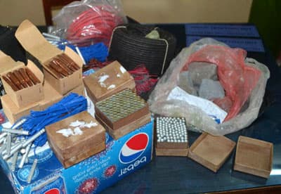 Phát hiện và thu giữ 2,4kg thuốc nổ, 563 kíp nổ và 122 viên đạn