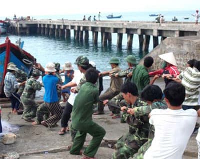 Vững vàng nơi đầu sóng