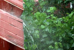 Mưa dông nhiều nơi, một số khu vực cần đề phòng lũ quét