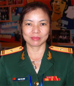 Cần đẩy mạnh phát triển Đảng trong công nhân