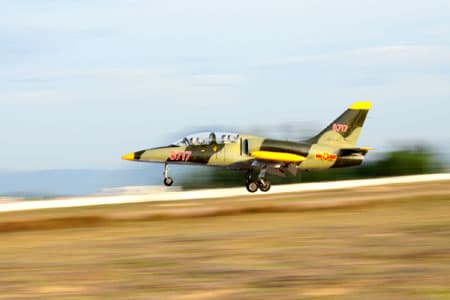 Huấn luyện bay trên máy bay L-39