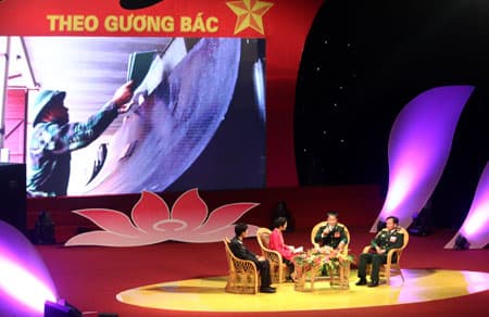 Chúng con“Theo gương Bác”