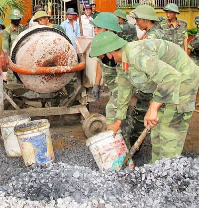 Ngày vui làm dân vận