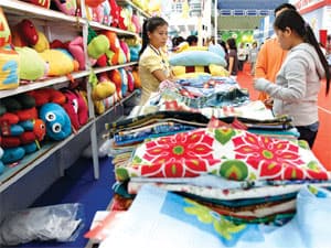 Hơn 70% hàng Việt được bán tại Hội chợ khuyến mãi Xuân - Quảng Ngãi 2014