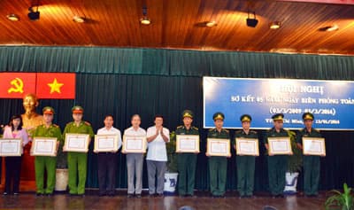 Nhiều hoạt động thiết thực, hiệu quả thực hiện Ngày Biên phòng toàn dân