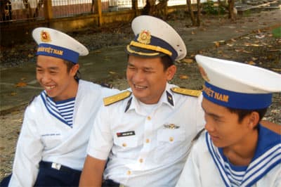 Tuổi xanh đi góp sắc Xuân