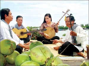 Đón bằng của UNESCO vinh danh nghệ thuật đờn ca tài tử Nam bộ