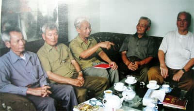 Nghĩa tình sau ngày đại thắng