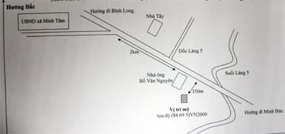 Phần mộ liệt sĩ có nắp bút khắc chữ “Liên”