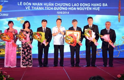 Saigontourist đón nhận Huân chương Lao động hạng Ba