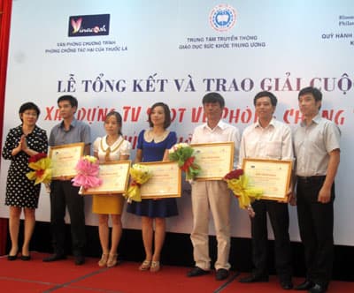Trao giải cuộc thi "Xây dựng TV spot về phòng chống tác hại thuốc lá năm 2014"
