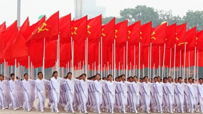 Tự đổi mới, tự chỉnh đốn để xứng tầm vị thế của một đảng cầm quyền