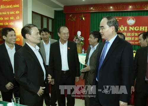 Đồng chí Nguyễn Thiện Nhân tiếp xúc cử tri tại TP Bắc Giang