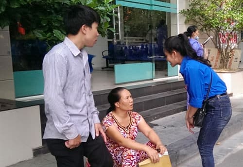 Ra quân thực hiện Chương trình “Tiếp sức người bệnh”
